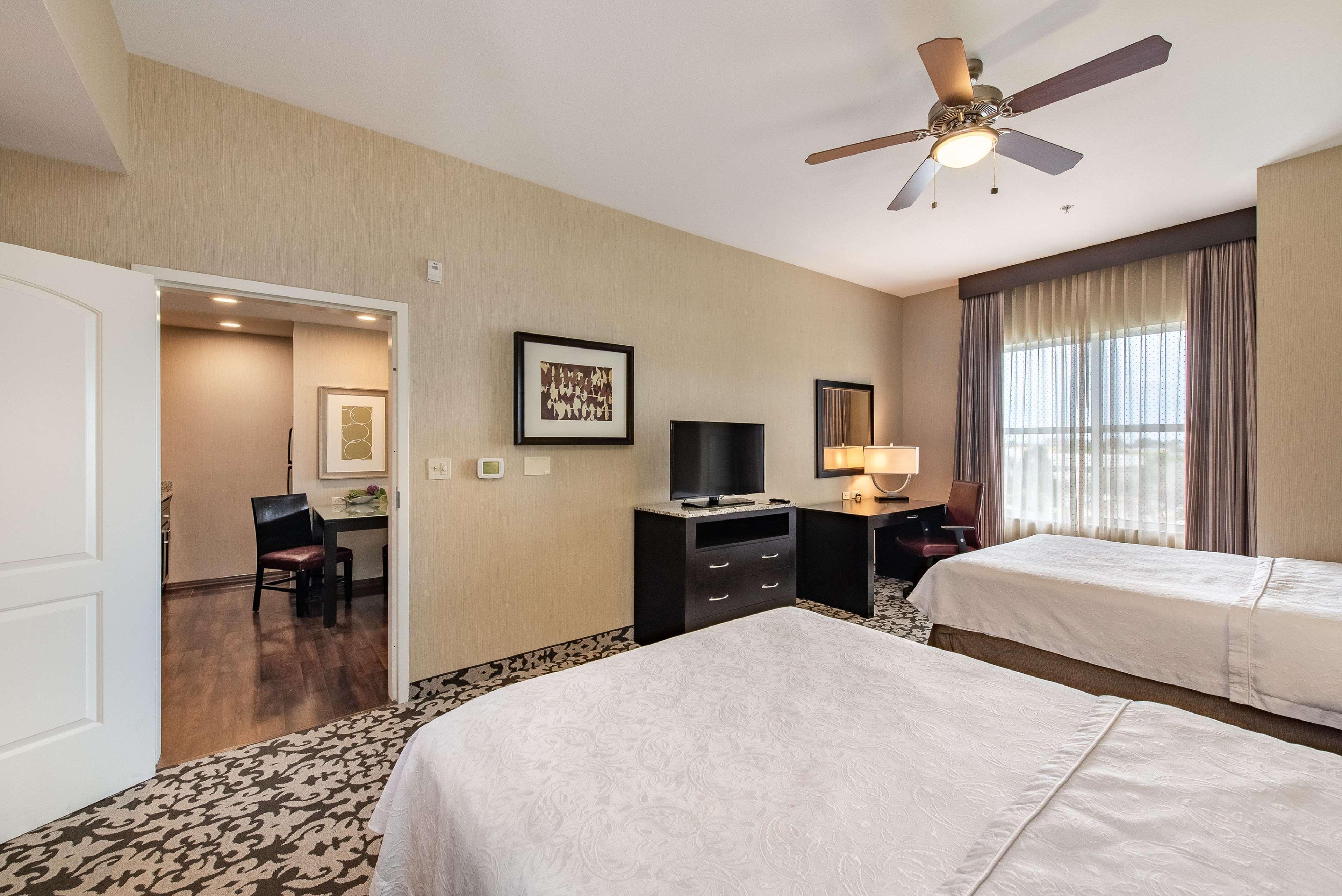Homewood Suites By Hilton Oxnard/Camarillo Экстерьер фото