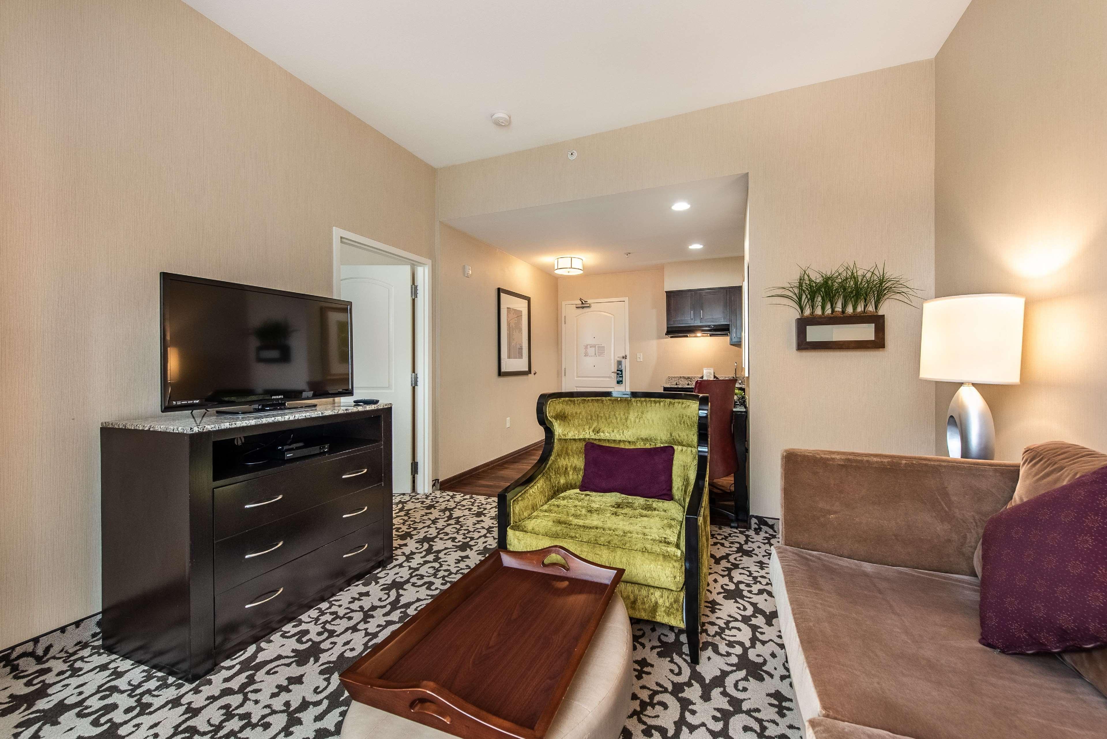 Homewood Suites By Hilton Oxnard/Camarillo Экстерьер фото