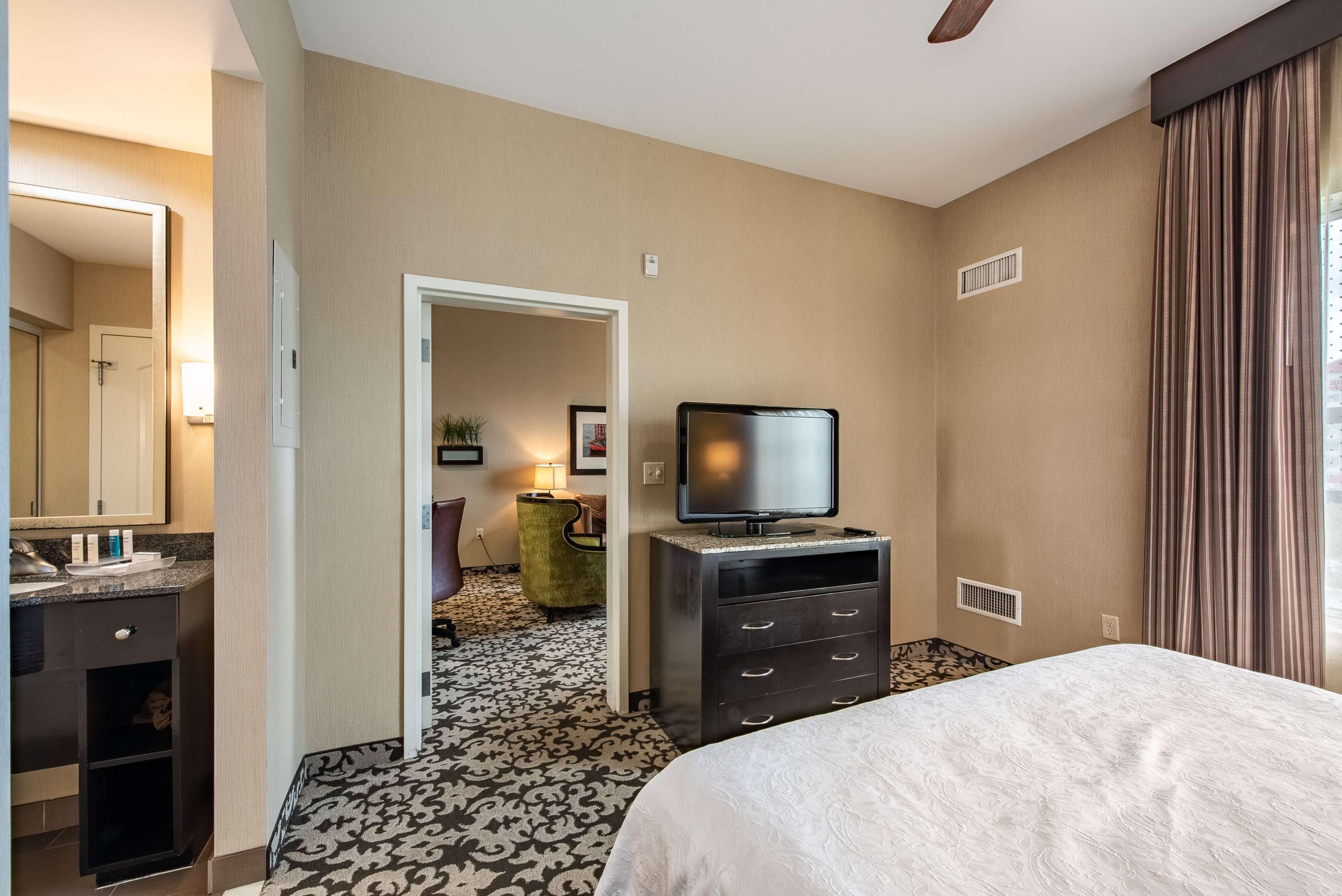 Homewood Suites By Hilton Oxnard/Camarillo Экстерьер фото